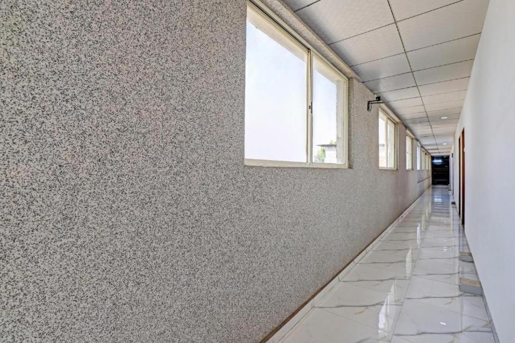Hotel Mayura, Ankleshwar Екстер'єр фото