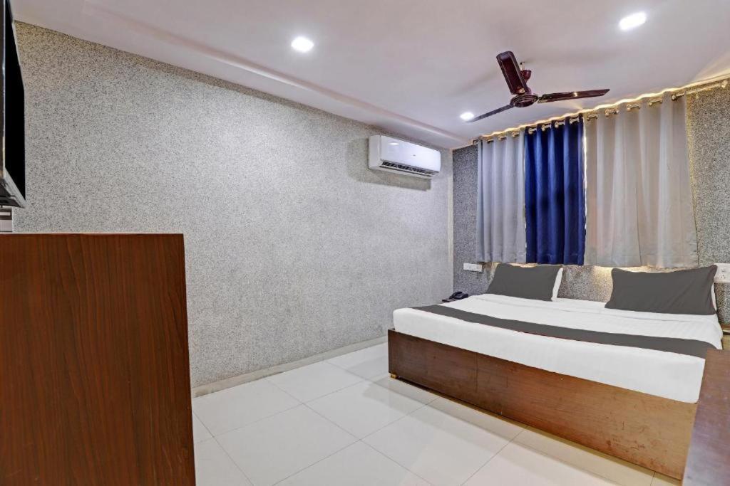 Hotel Mayura, Ankleshwar Екстер'єр фото