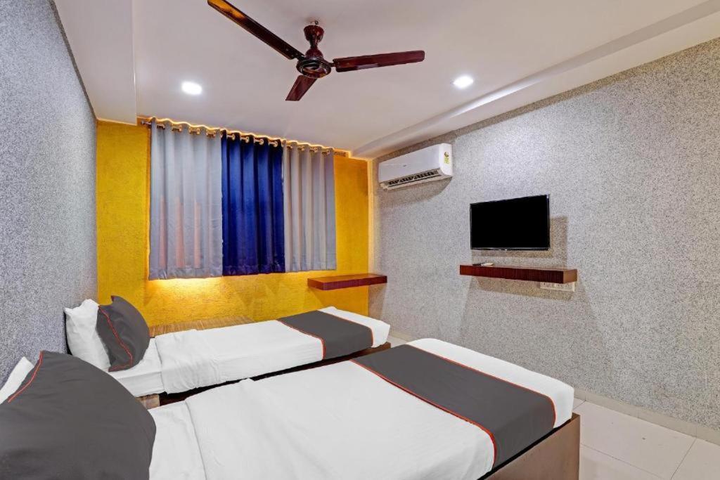 Hotel Mayura, Ankleshwar Екстер'єр фото